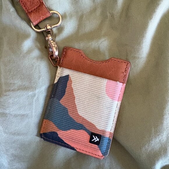 Thread Wallet - Picture 3 of 3